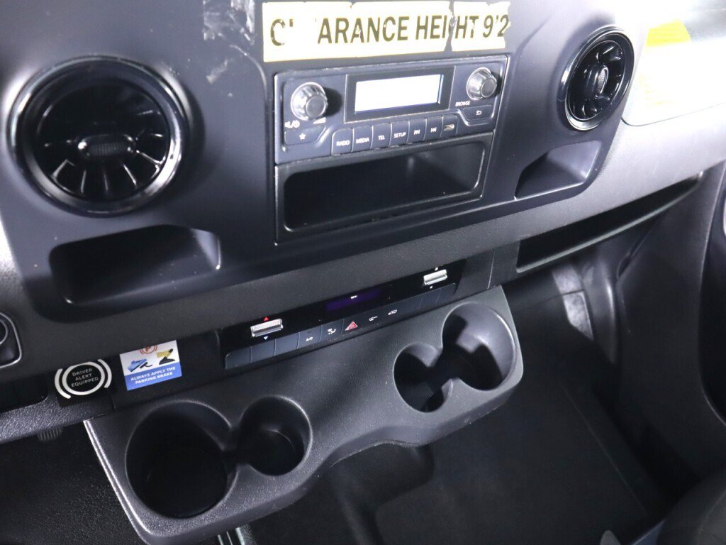 Used 2019 Mercedes-Benz Sprinter 170 image 14