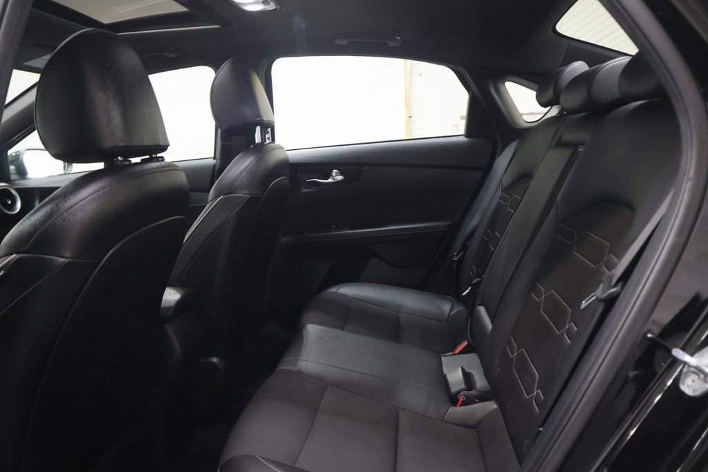 Used 2022 Kia Forte GT-Line w/ GT-Line Premium Package image 14