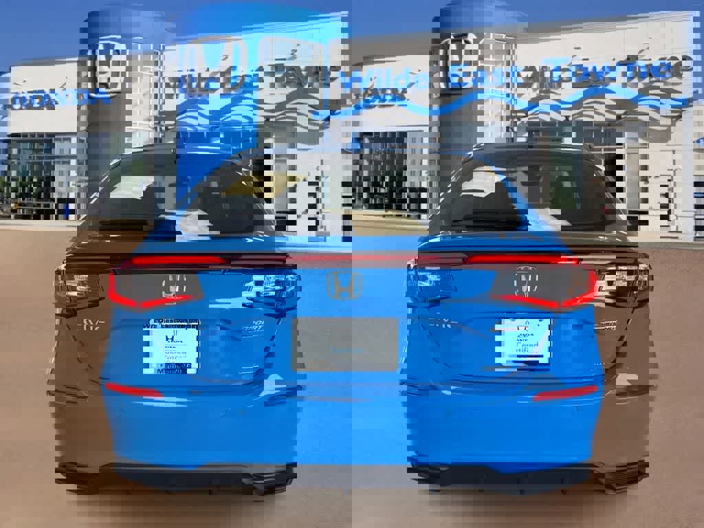 Certified 2025 Honda Civic Sport Touring image 4