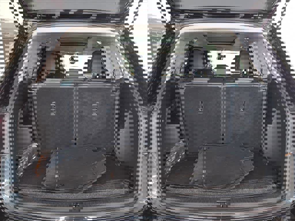 Used 2022 Volkswagen Atlas SE w/ Panoramic Sunroof Package image 16