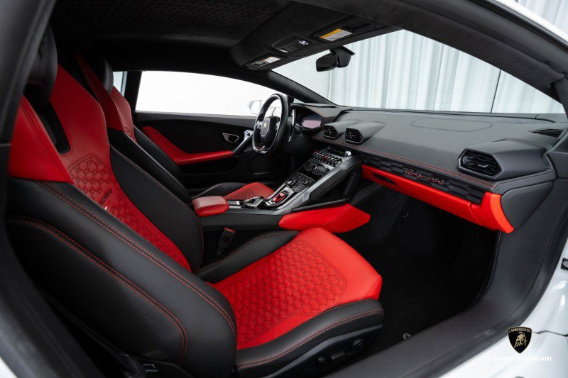 Used 2019 Lamborghini Huracan LP 580-2 image 39