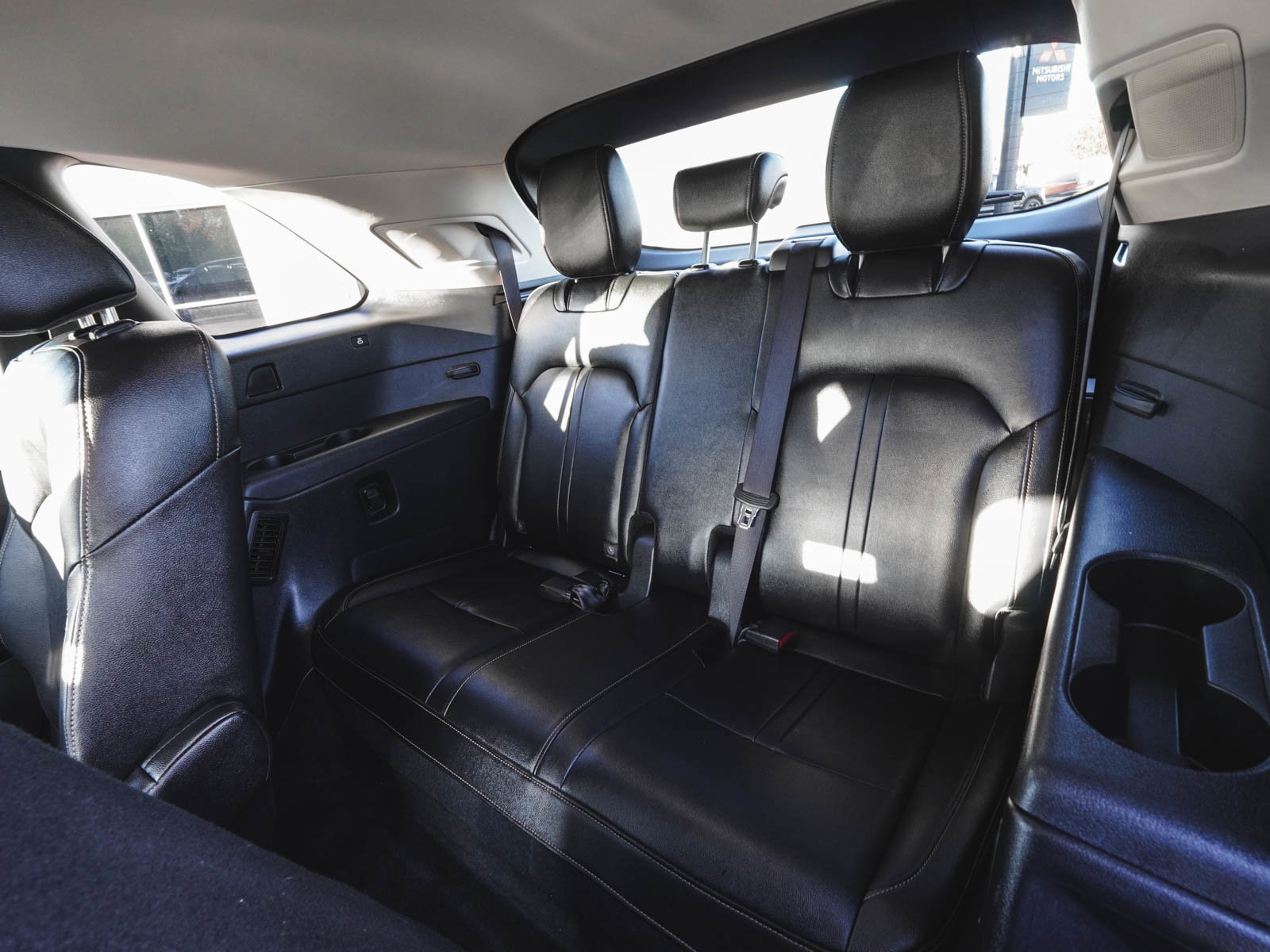 Used 2024 MAZDA CX-90 Plug-In Hybrid w/ Premium Pkg image 32