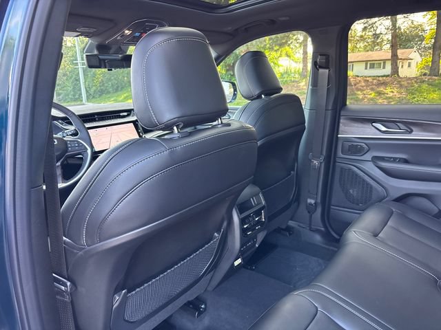 New 2027 Jeep Grand Cherokee Limited w/ Technology Group II AWD/4WD image 9