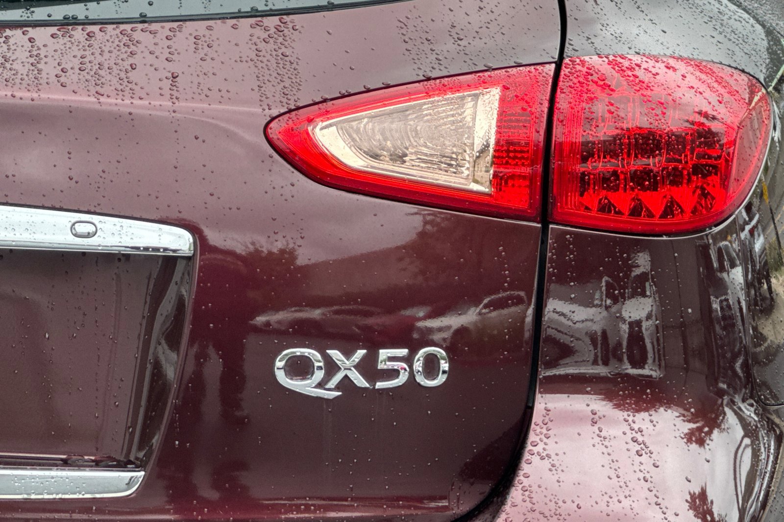 Used 2017 INFINITI QX50 AWD w/ Technology Package image 12