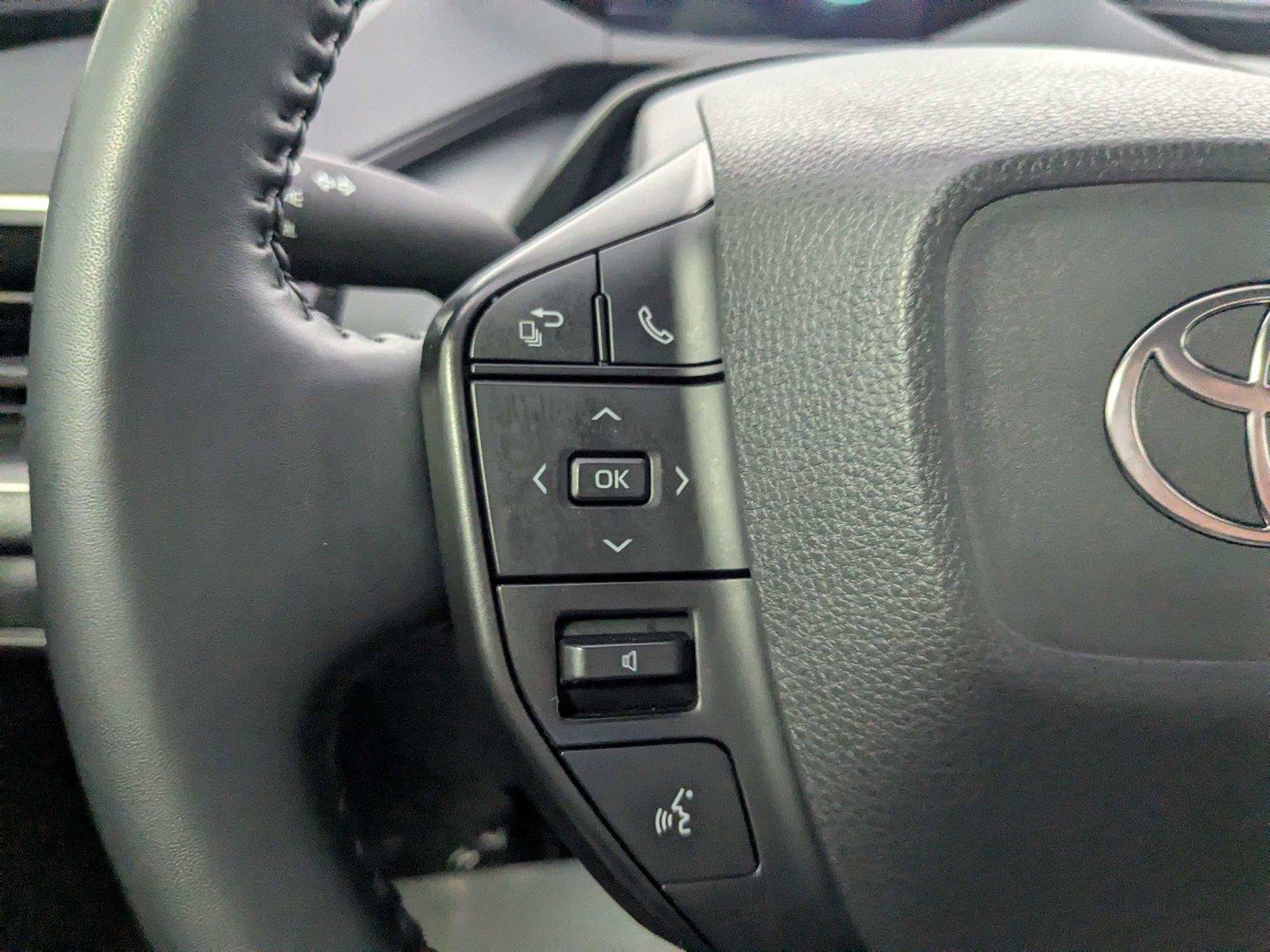 Certified 2025 Toyota Prius LE FWD image 17