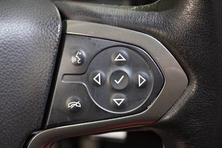 Used 2018 Chevrolet Silverado 1500 High Country AWD/4WD image 37