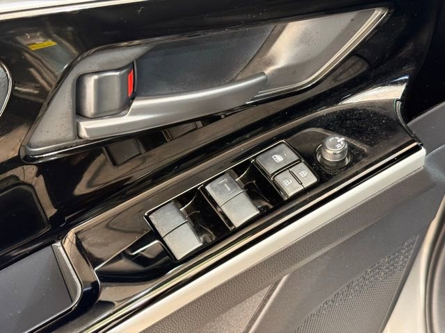 Used 2024 Toyota bZ4X XLE w/ Weather Package image 15