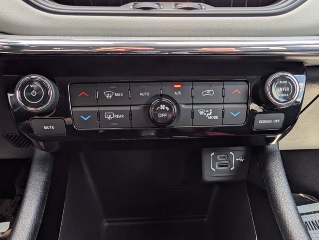 Used 2022 Jeep Compass Limited AWD/4WD image 24