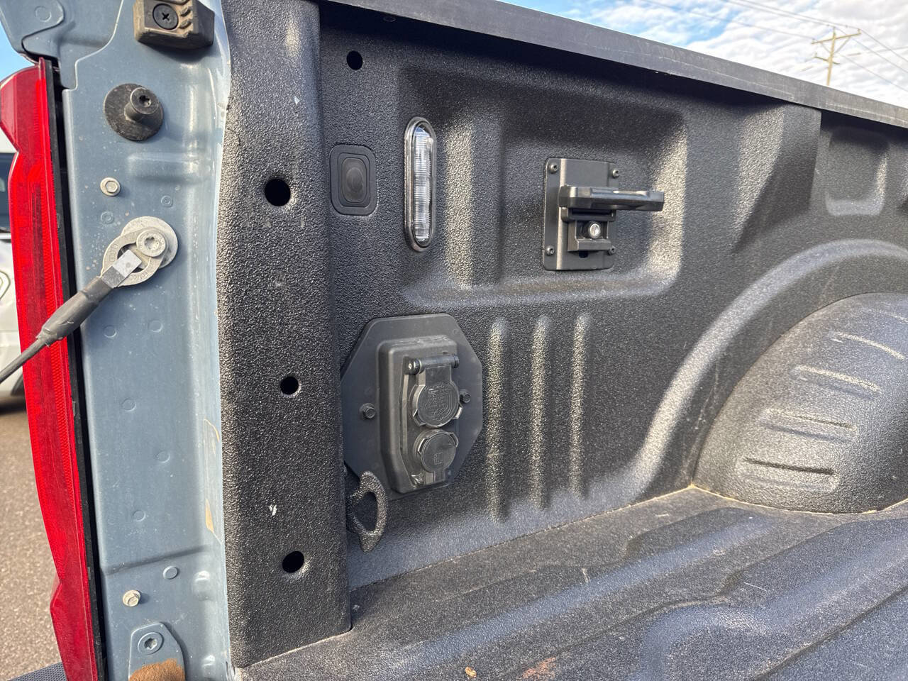 Certified 2023 Ford F250 Lariat w/ Tremor Off-Road Package image 8