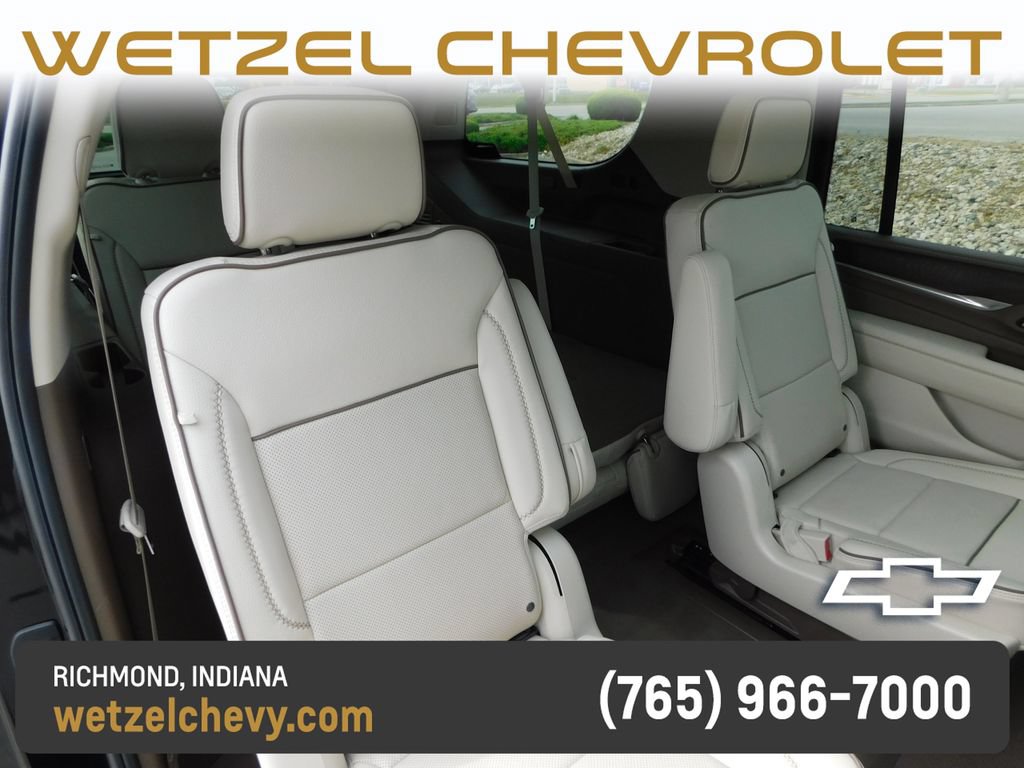 Used 2023 GMC Yukon XL Denali w/ Denali Reserve Package AWD/4WD image 24