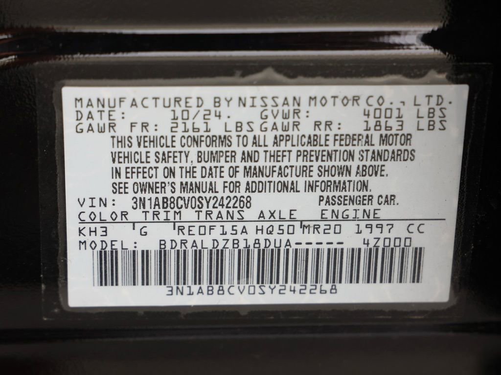 Used 2025 Nissan Sentra SV image 32