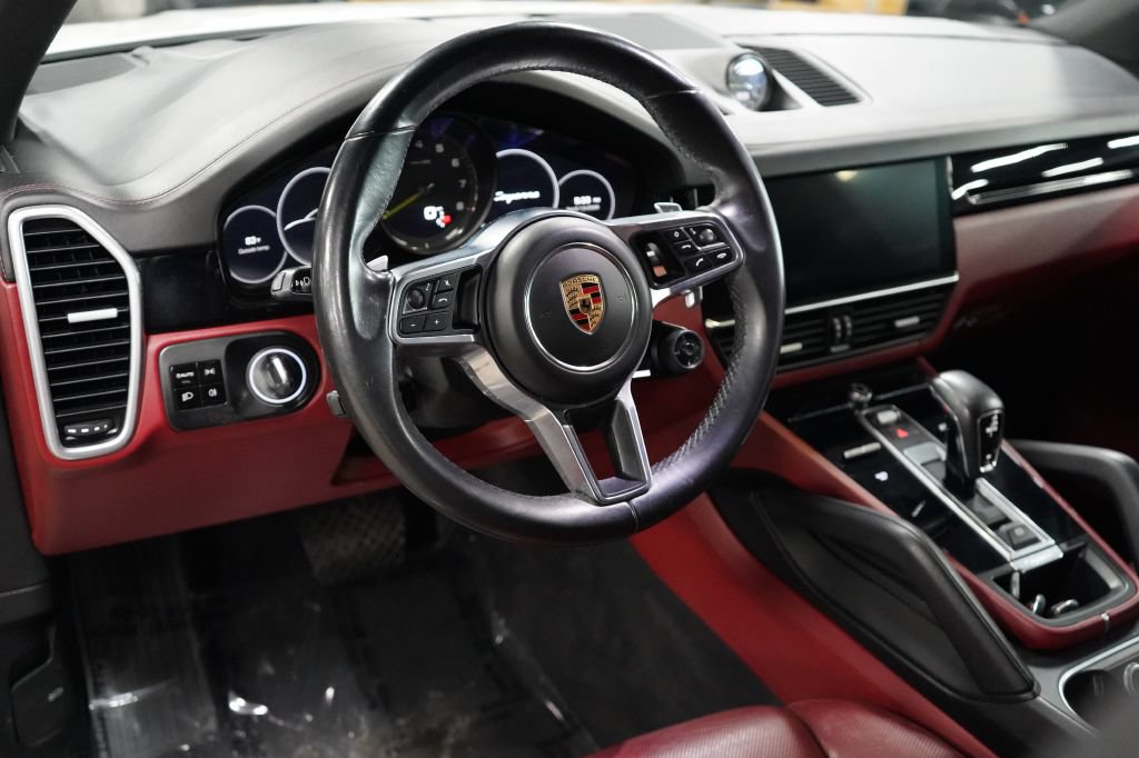 Used 2019 Porsche Cayenne E-Hybrid AWD/4WD image 13
