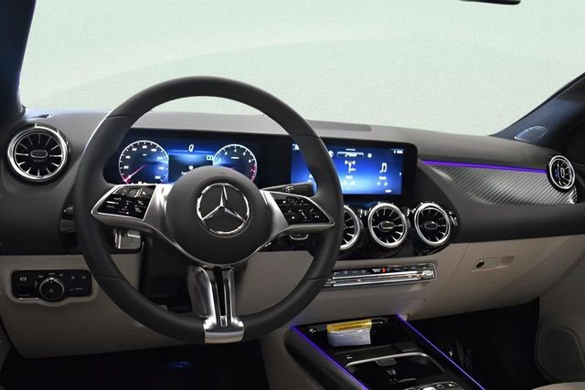 New 2026 Mercedes-Benz GLA 250 4MATIC image 17