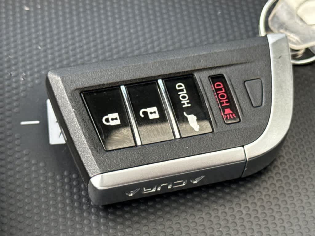 Used 2023 Acura MDX SH-AWD image 28