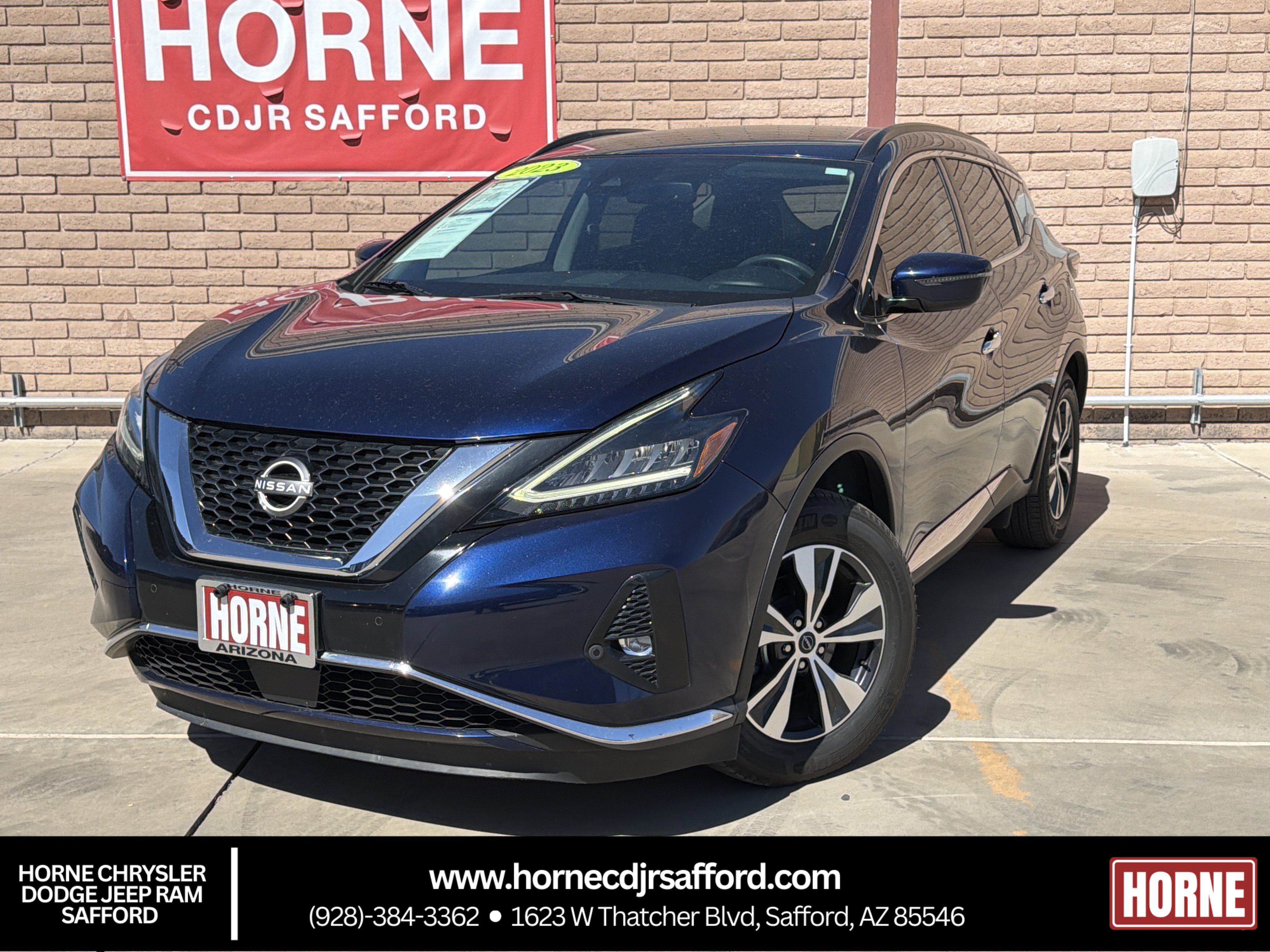 Used 2023 Nissan Murano SV image 1