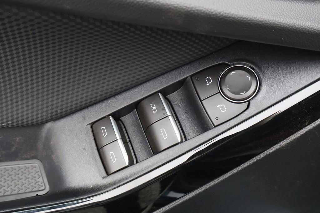 New 2026 Chevrolet Equinox RS w/ Safety and Technology Package image 17