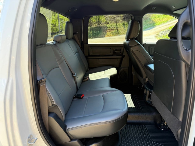 Used 2024 RAM 3500 Tradesman image 16