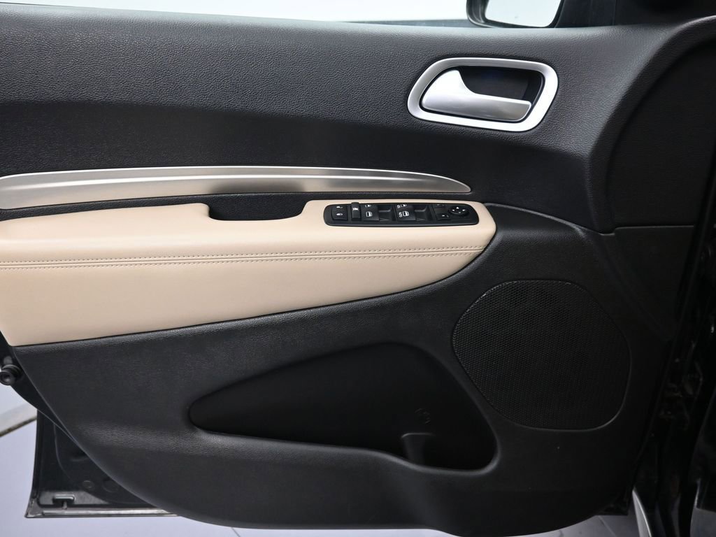 Used 2019 Dodge Durango SXT image 19
