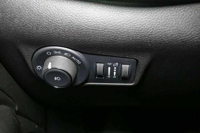 Used 2022 Jeep Compass High Altitude image 35