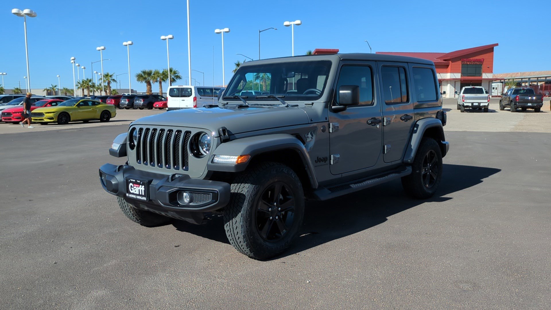 Used 2023 Jeep Wrangler Unlimited Sahara image 7