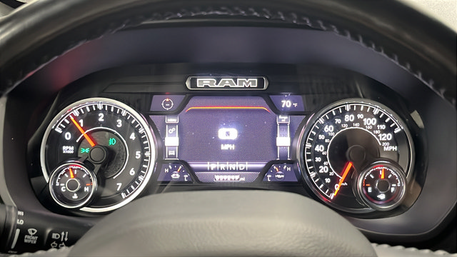 Used 2022 RAM 1500 Laramie w/ Sport Appearance Package AWD/4WD image 15