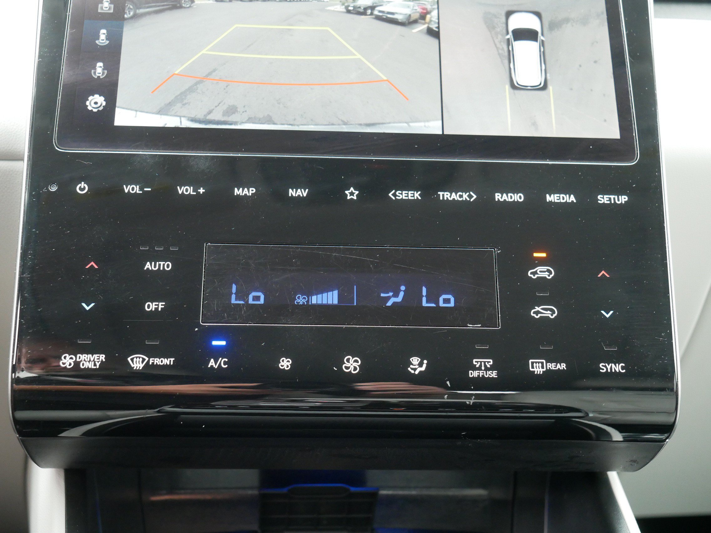 Used 2024 Hyundai Tucson Limited AWD/4WD image 28
