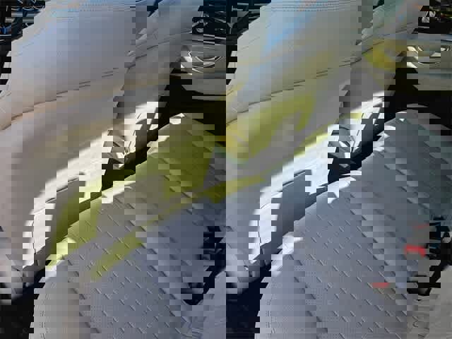 Used 2021 Mercedes-Benz E 350 Sedan image 16