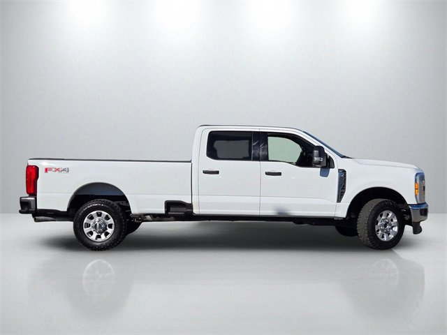 Used 2023 Ford F350 XLT w/ FX4 Off-Road Package image 3
