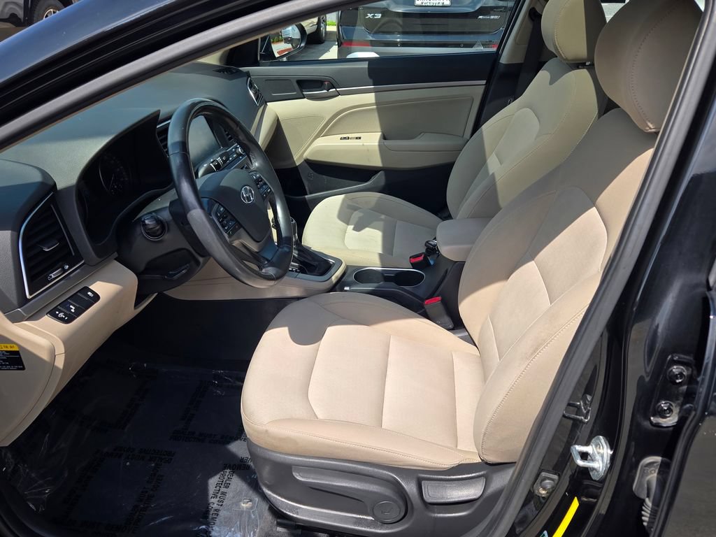 Used 2018 Hyundai Elantra Value Edition w/ Cargo Package FWD image 28