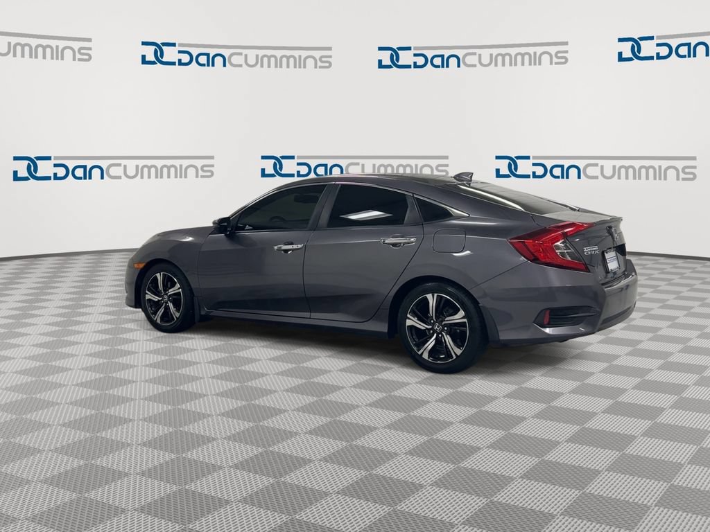 Used 2018 Honda Civic Touring image 6