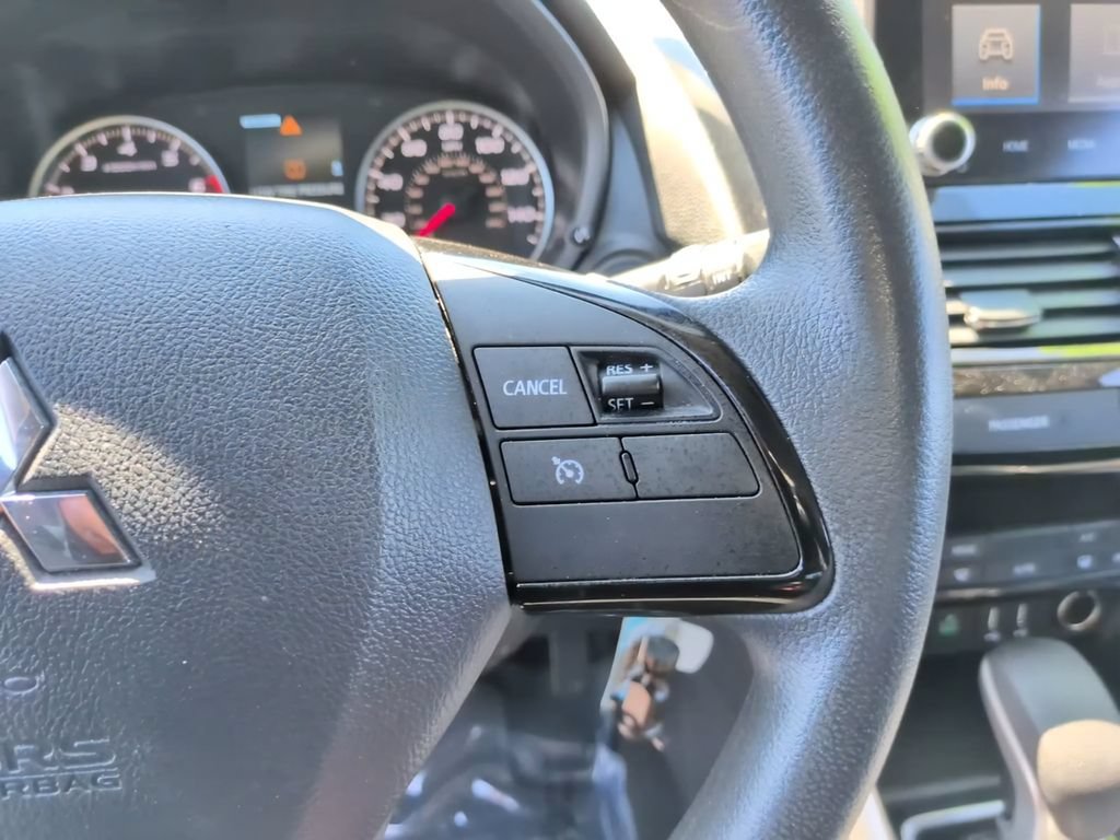 Used 2023 Mitsubishi Eclipse Cross LE AWD/4WD image 23