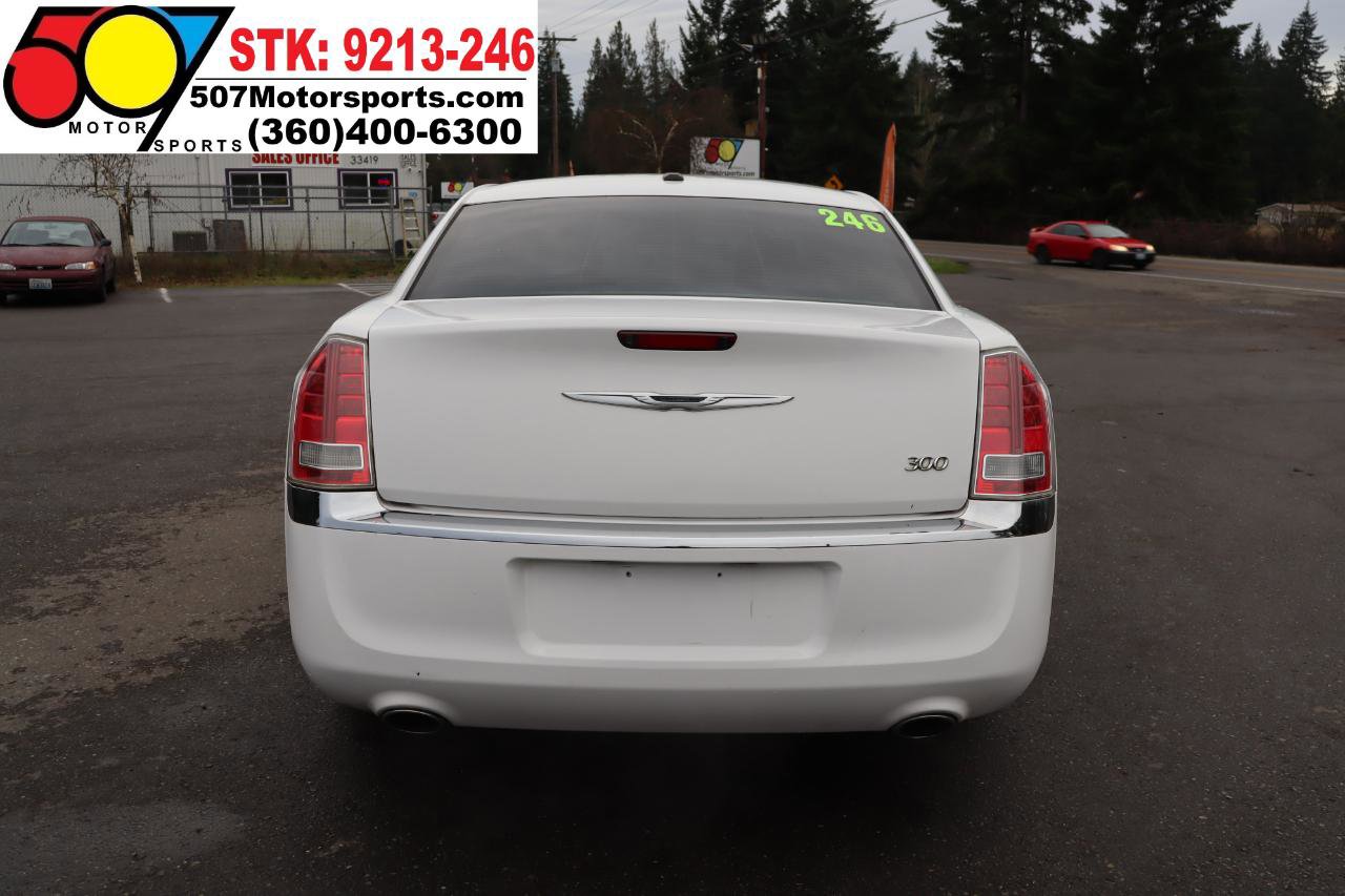 Used 2012 Chrysler 300 Limited RWD image 7