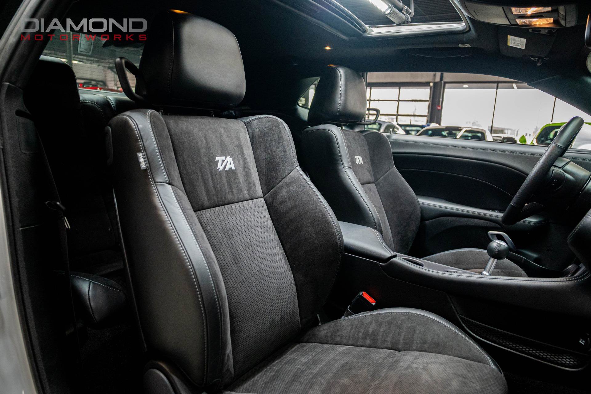 Used 2023 Dodge Challenger R/T w/ T/A Package image 94