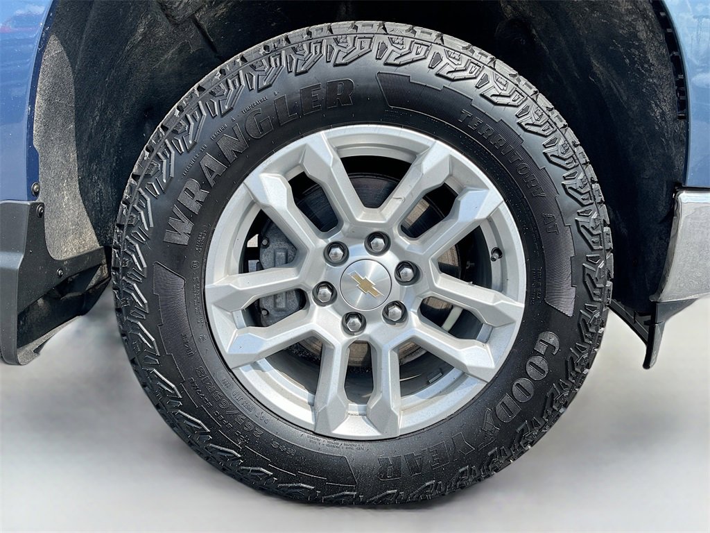 Used 2024 Chevrolet Silverado 1500 LT image 30