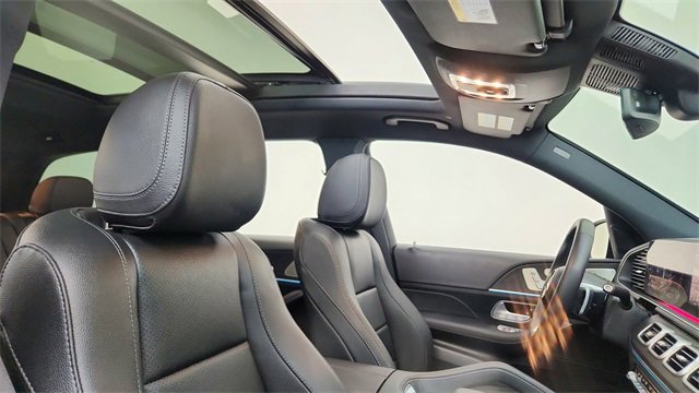 Used 2025 Mercedes-Benz GLS 450 4MATIC image 22