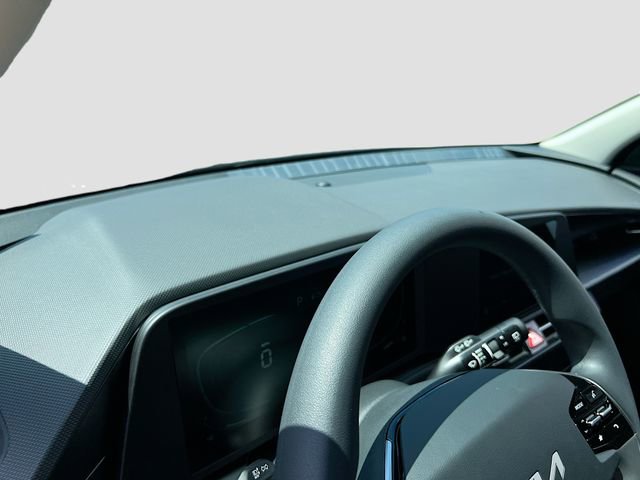 New 2026 Kia Niro LX FWD image 9