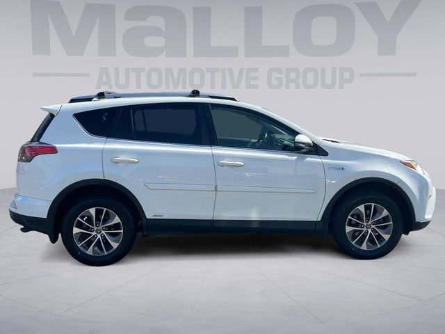 Used 2018 Toyota RAV4 XLE w/ Convenience Package AWD/4WD image 6