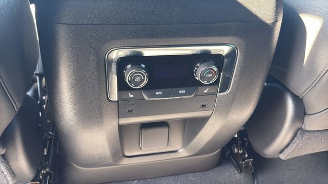 New 2026 Chevrolet Tahoe High Country w/ Sun And Tow Package image 29