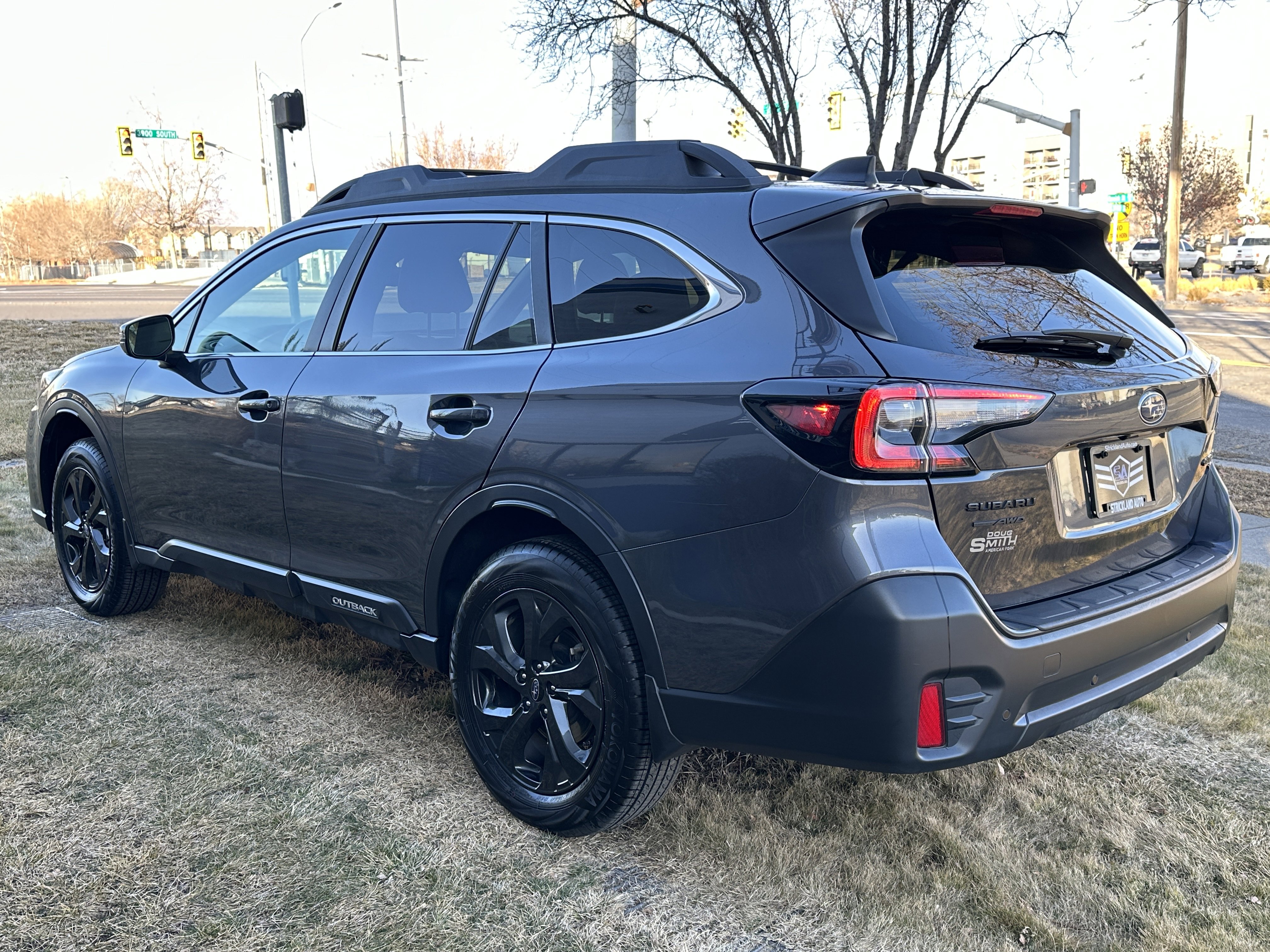 Used 2022 Subaru Outback Onyx Edition XT w/ Popular Package #2 image 9