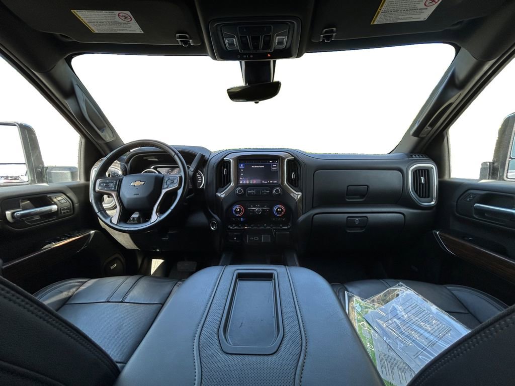 Used 2022 Chevrolet Silverado 3500 High Country image 12