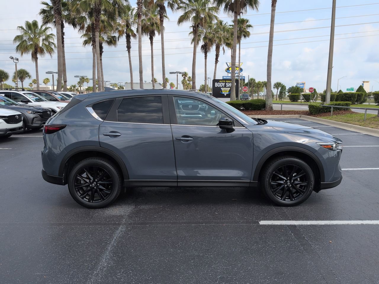 Used 2022 MAZDA CX-5 Carbon Edition AWD/4WD image 3