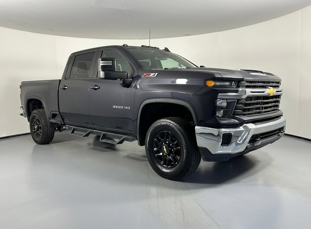 Used 2024 Chevrolet Silverado 3500 LT w/ Z71 Off-Road Package AWD/4WD image 1
