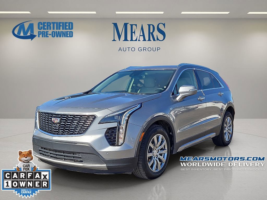 Used 2023 Cadillac XT4 Premium Luxury image 1