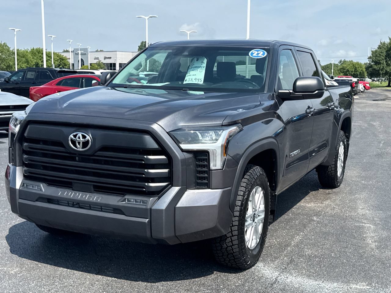Used 2022 Toyota Tundra SR5 AWD/4WD image 7
