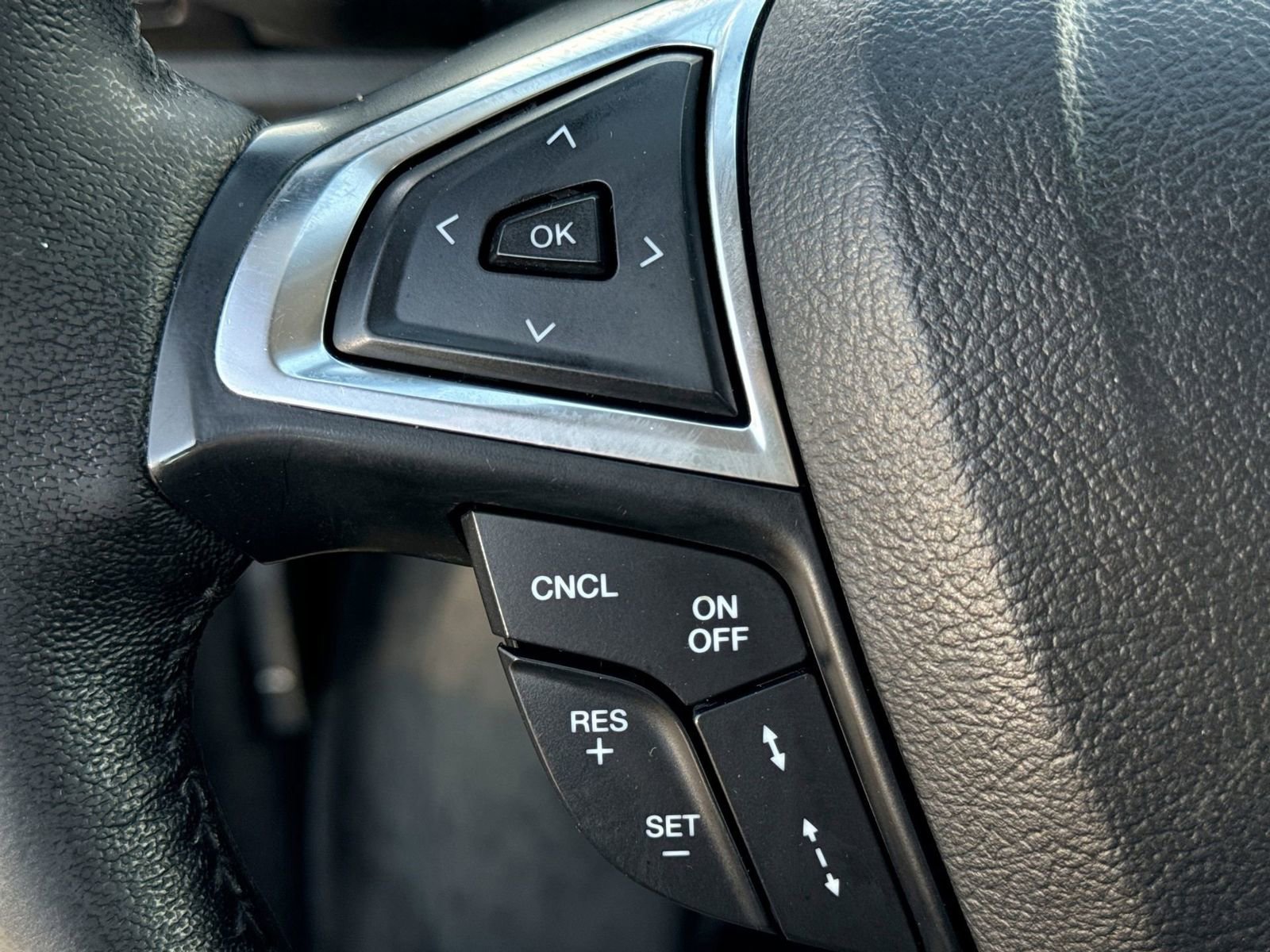 Used 2019 Ford Fusion Titanium image 25