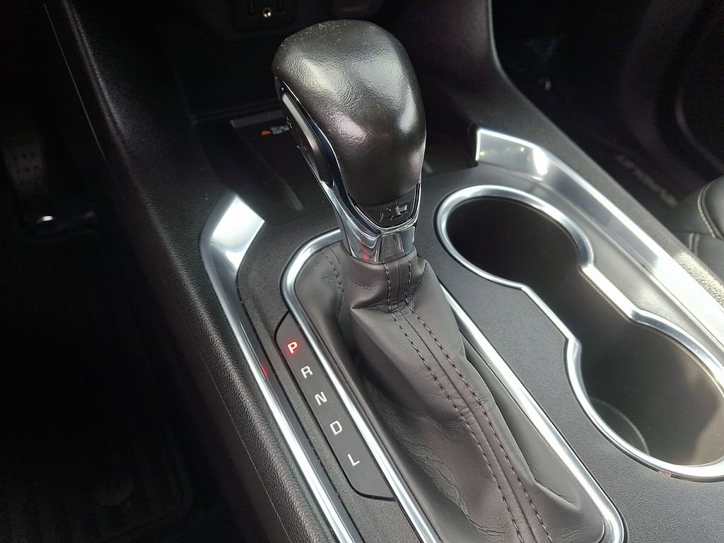 Used 2022 Chevrolet Traverse LT image 14