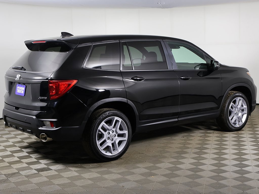 Used 2024 Honda Passport EX-L image 11