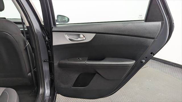 Used 2023 Kia Forte LX image 21