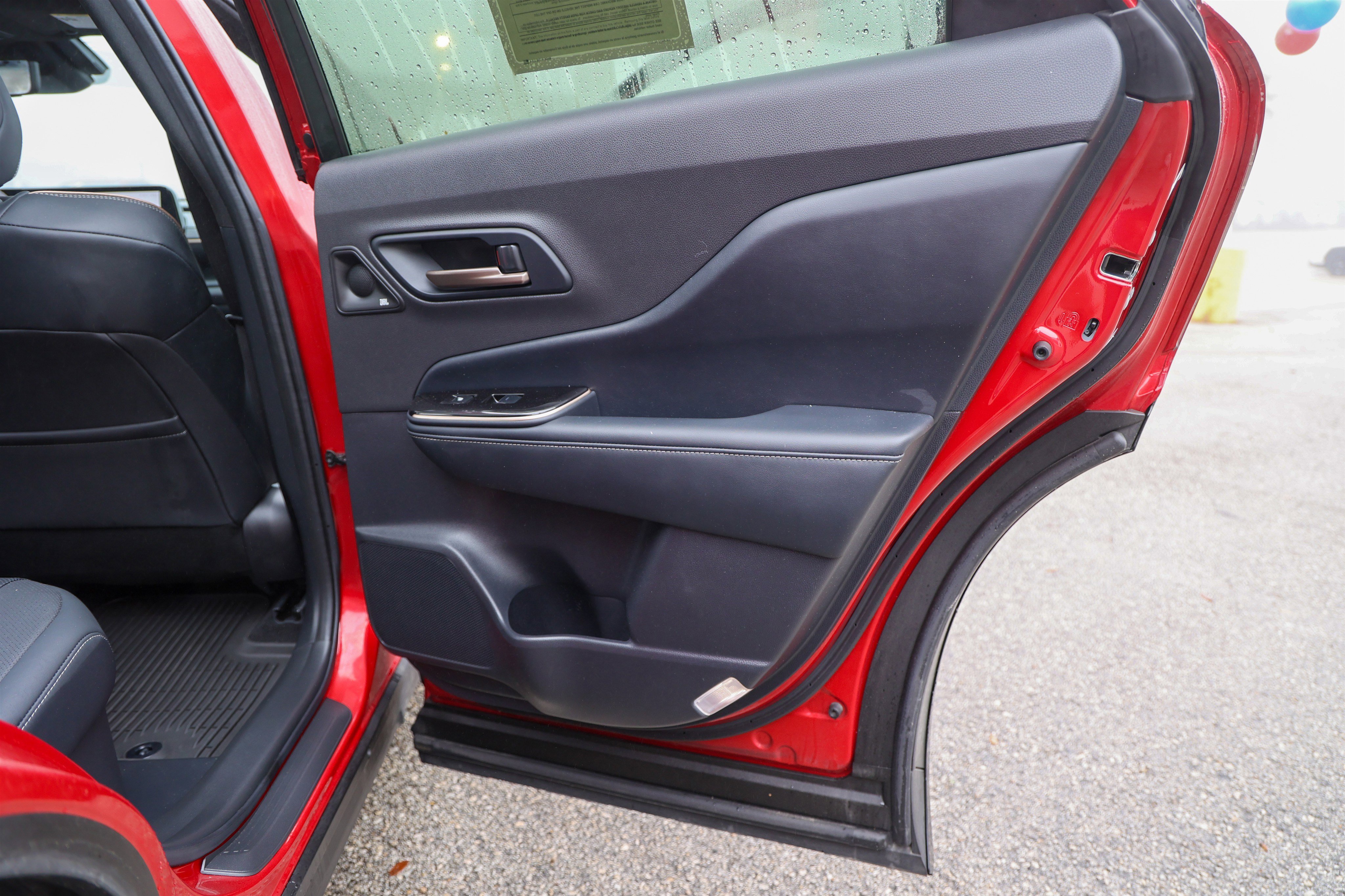 Certified 2025 Toyota Crown Signia w/ Advanced Technology Package image 44