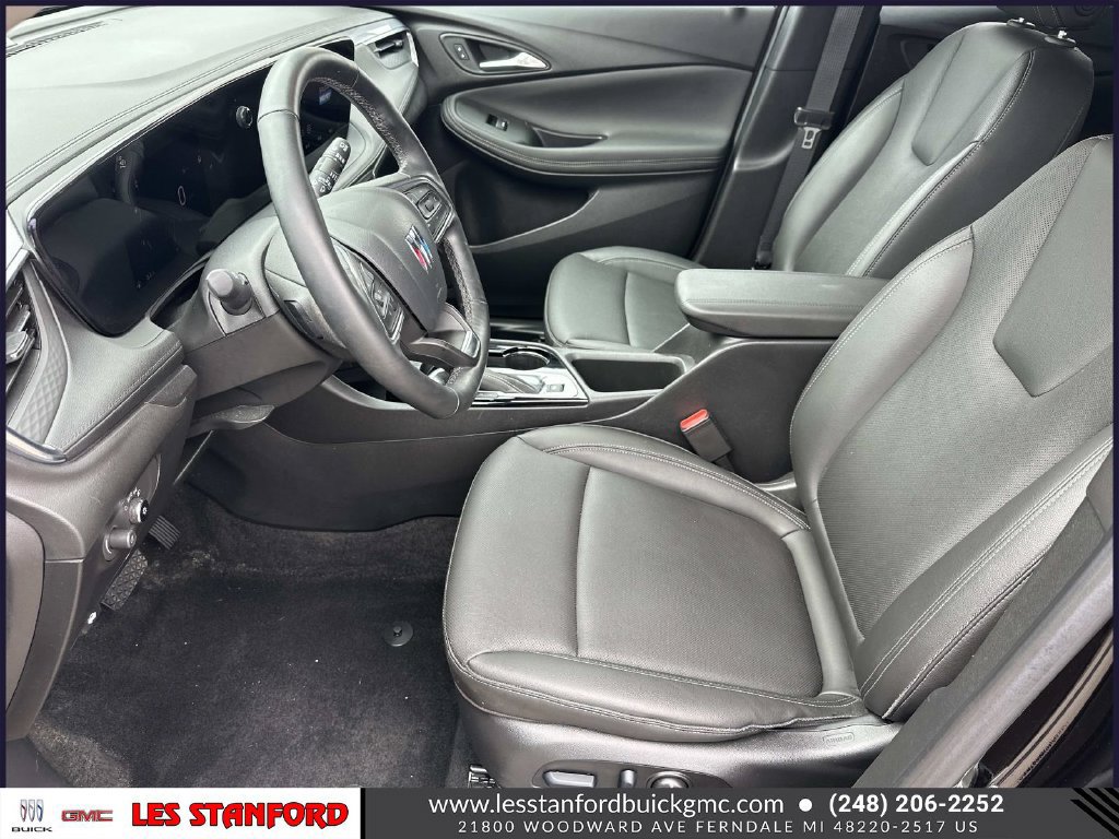 Used 2024 Buick Encore GX Sport Touring w/ Experience Buick Package FWD image 20